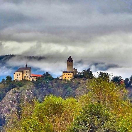 Burgfrieden Hotel Vipiteno Bagian luar foto