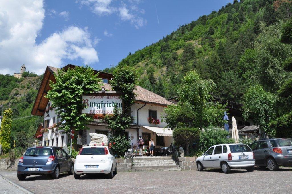 Burgfrieden Hotel Vipiteno Bagian luar foto