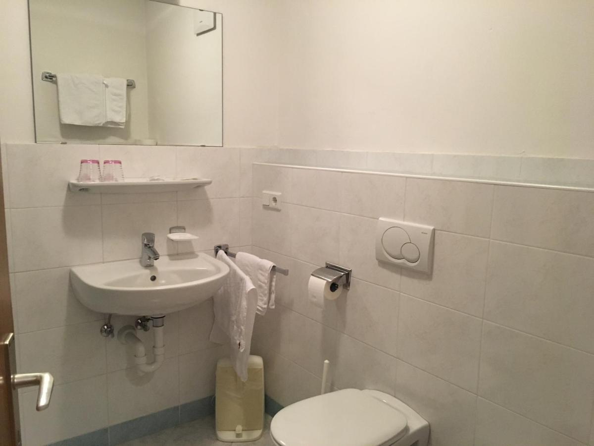 Burgfrieden Hotel Vipiteno Bagian luar foto